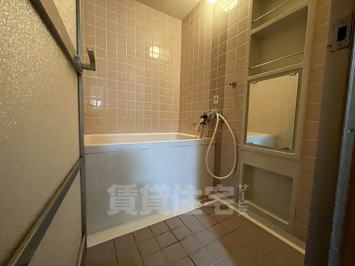 愛知県名古屋市天白区八事山の賃貸マンションの風呂