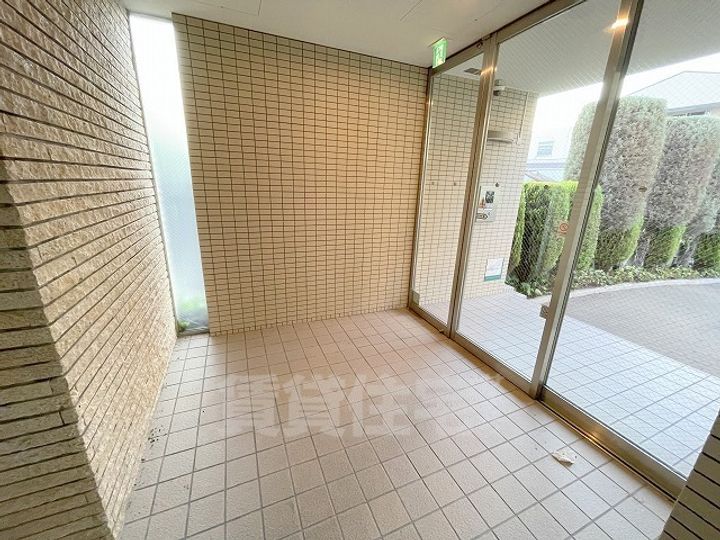 グランディールの玄関