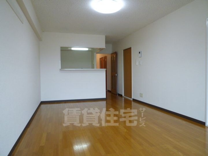 大阪府茨木市奈良町の賃貸マンションの居間