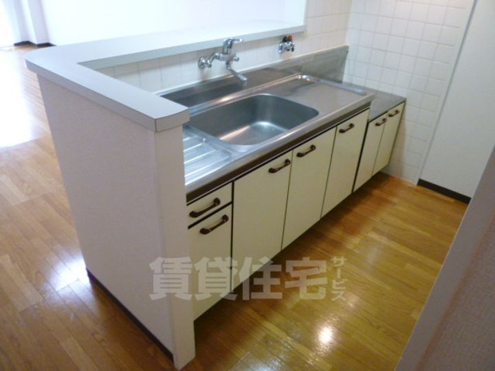 大阪府茨木市奈良町の賃貸マンションのキッチン