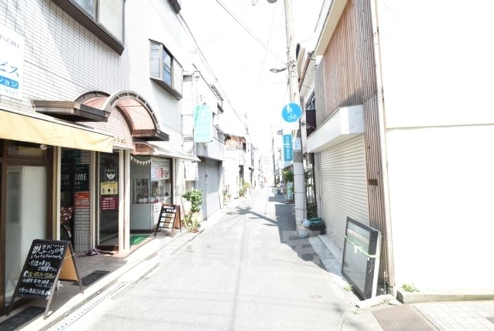 ローレックスマンションの周辺
