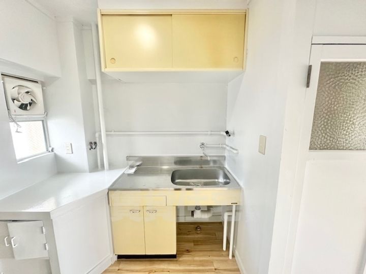 大阪府茨木市西福井2丁目の賃貸マンションのキッチン