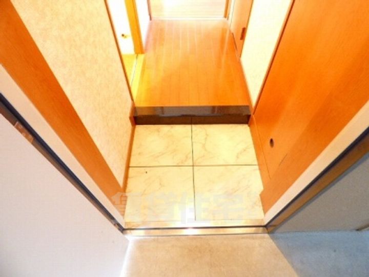 ラフォーレ西公園の玄関