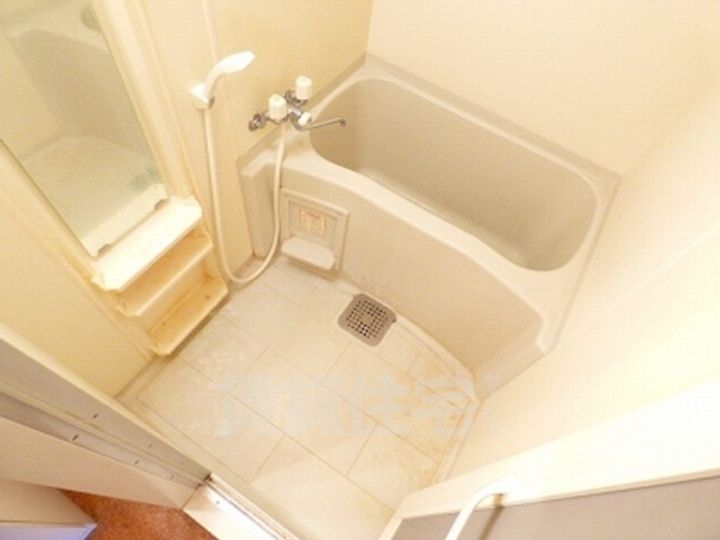 ラフォーレ西公園の風呂