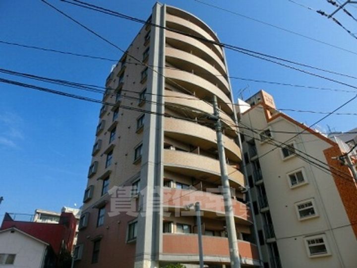 ラフォーレ西公園の外観