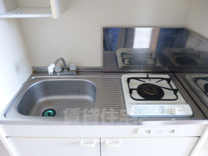 愛知県名古屋市昭和区滝子町の賃貸マンションのキッチン