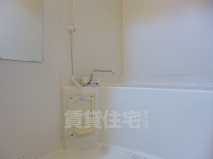 愛知県名古屋市昭和区滝子町の賃貸マンションの風呂