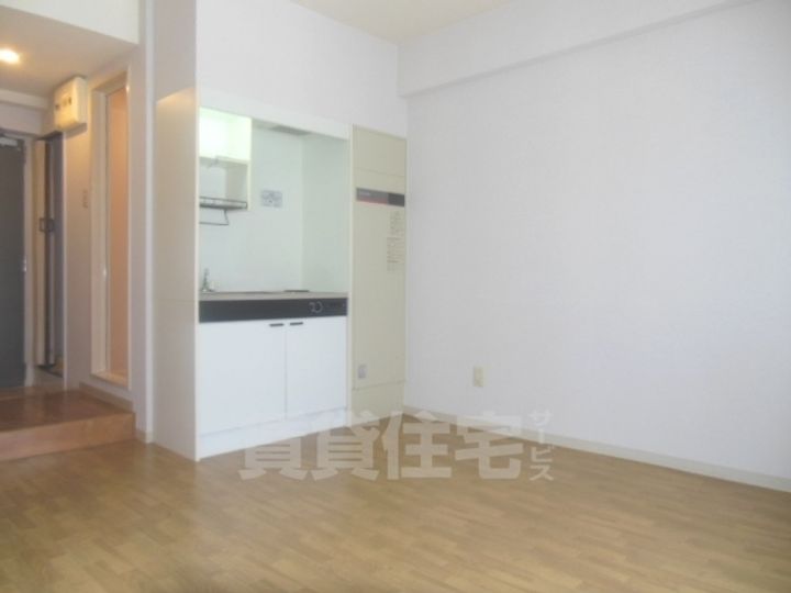 大阪府茨木市舟木町の賃貸マンションの寝室