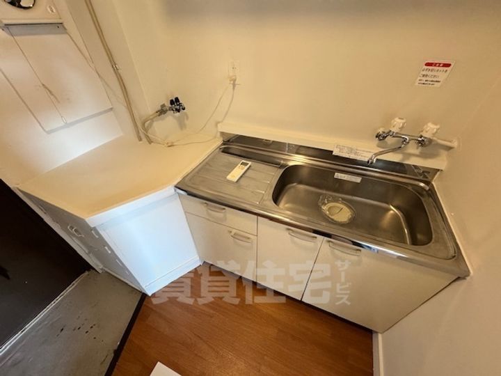 ヴィラナリー雲雀丘2号棟のキッチン