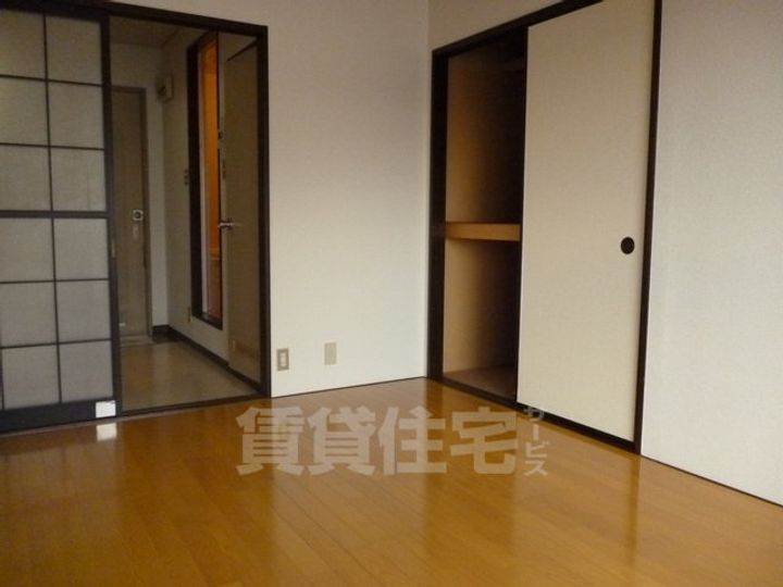 ハイツエイワB棟の居間