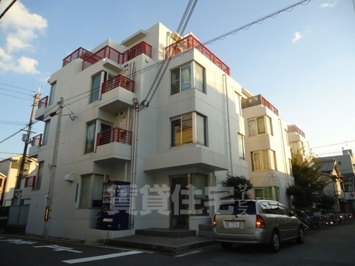すばる一番館1Fの外観