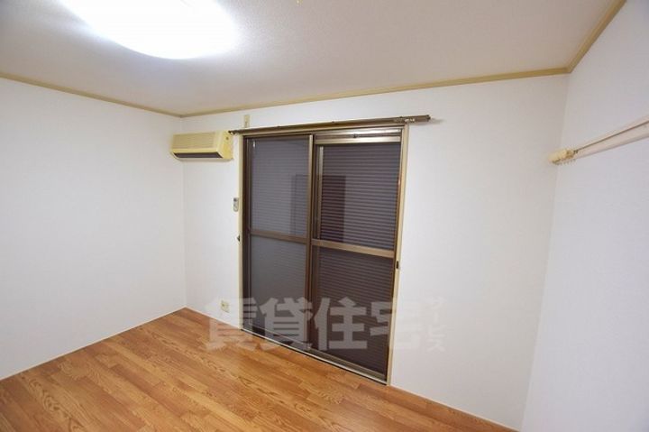 ハイツプリンスの居間