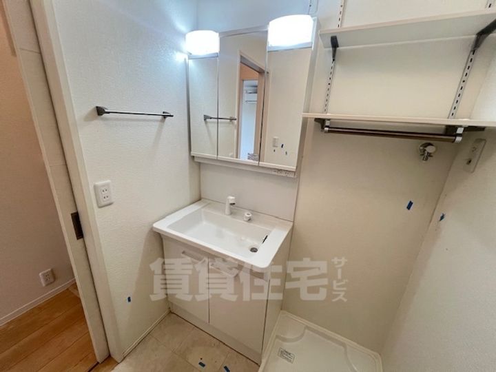 大阪府和泉市府中町の賃貸アパートの内装