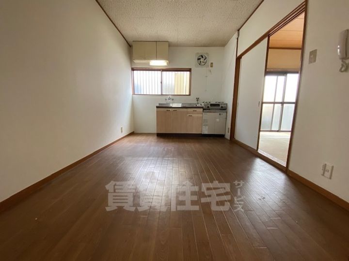サニーハイツ A棟の居間