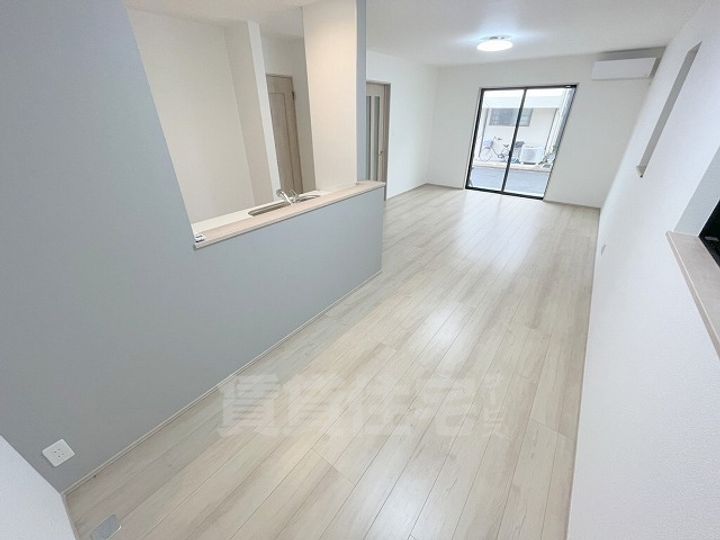 大阪府八尾市上之島町南7丁目(一戸建)の賃貸物件の居間