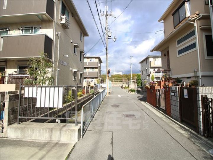 Sirius β棟の周辺