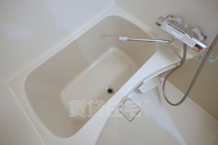 大阪府吹田市岸部南1丁目の賃貸マンションの風呂