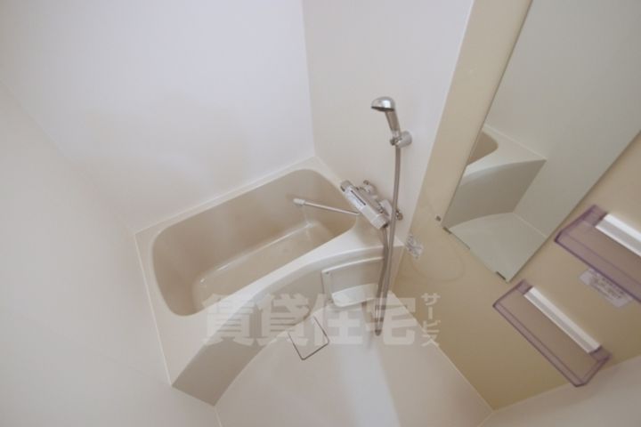 大阪府吹田市岸部南1丁目の賃貸マンションの風呂