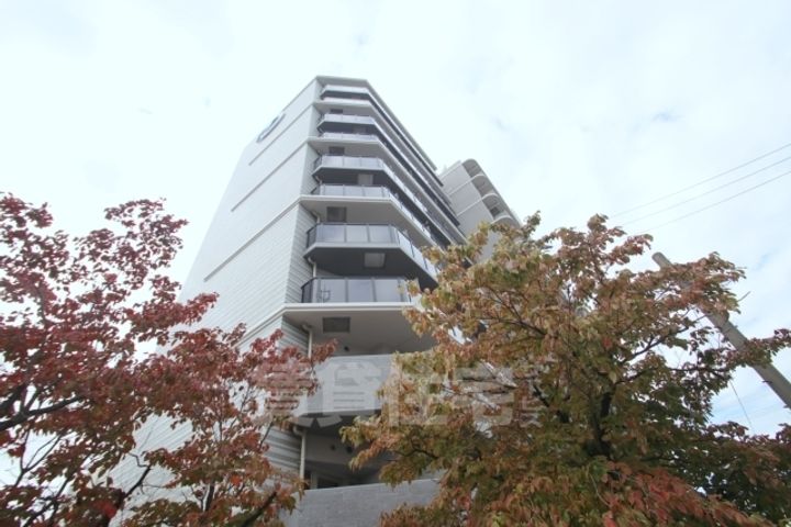 大阪府吹田市岸部南1丁目の賃貸マンションの外観