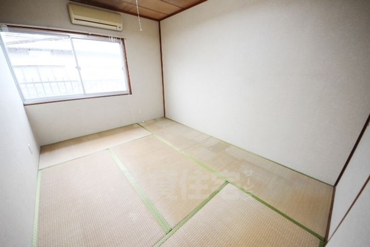 奈良県奈良市西大寺芝町2丁目の賃貸アパートの寝室