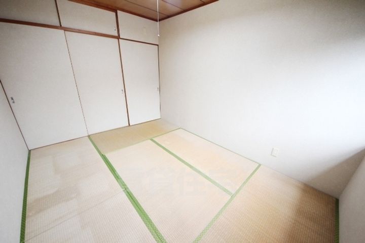 奈良県奈良市西大寺芝町2丁目の賃貸アパートの寝室