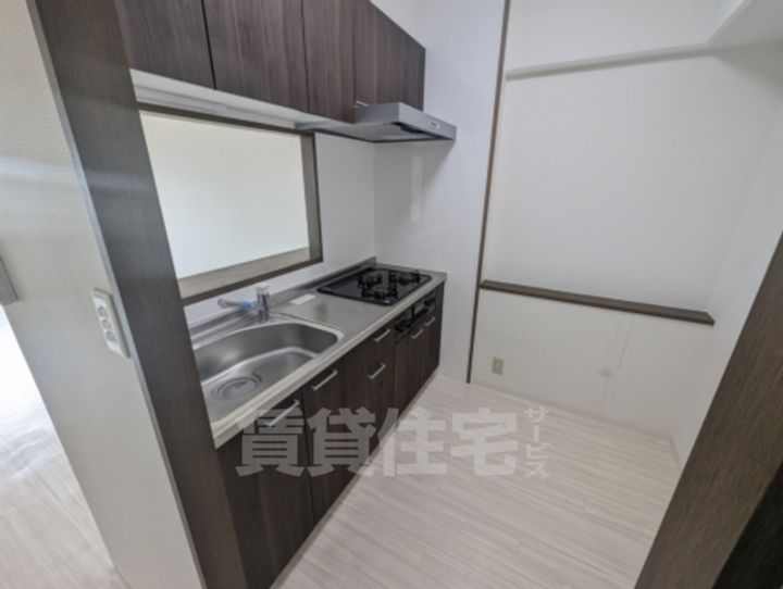 大阪府高槻市宮田町3丁目の賃貸マンションのキッチン