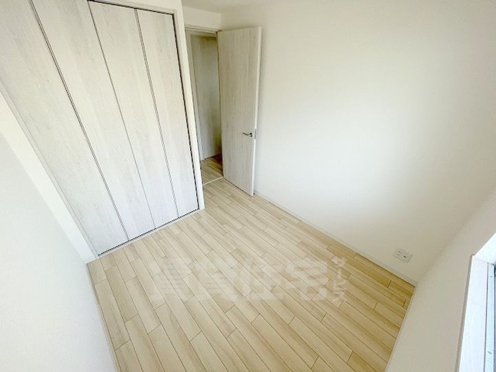 ウインドヒル三国(旧 メゾン三国)の寝室