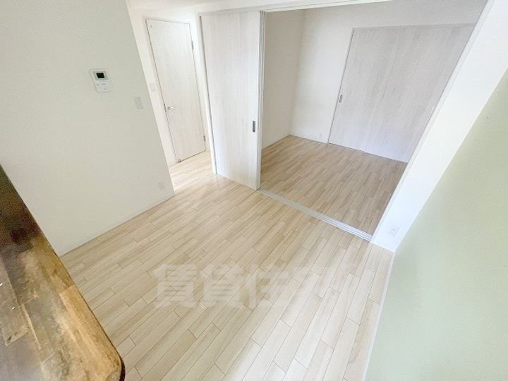 ウインドヒル三国(旧 メゾン三国)の居間