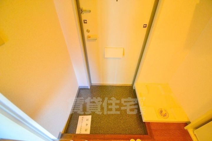 木川東エクセルハイツ813の玄関