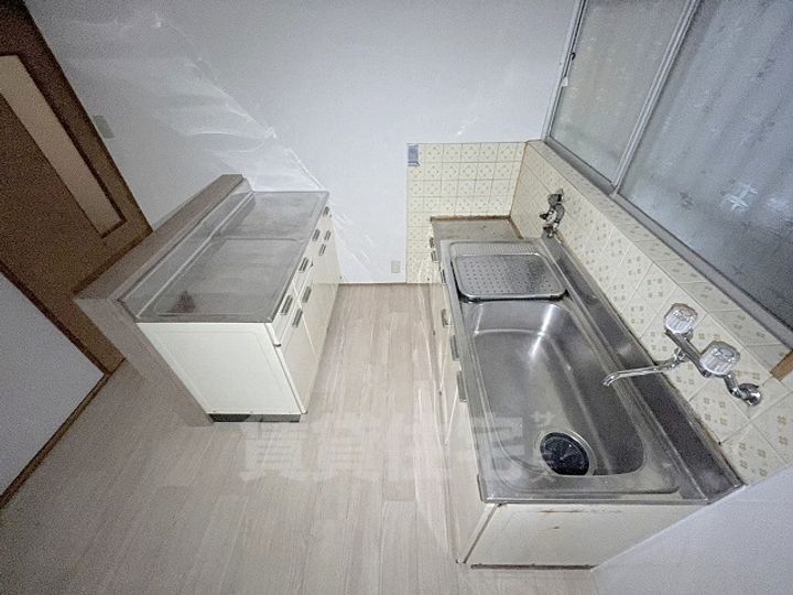 大阪府羽曳野市島泉7丁目(一戸建)の賃貸物件のキッチン