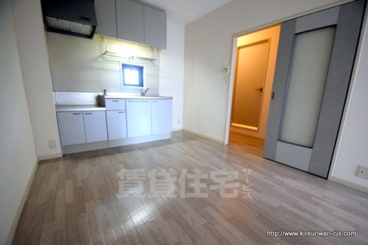 トポフィリア1203の居間