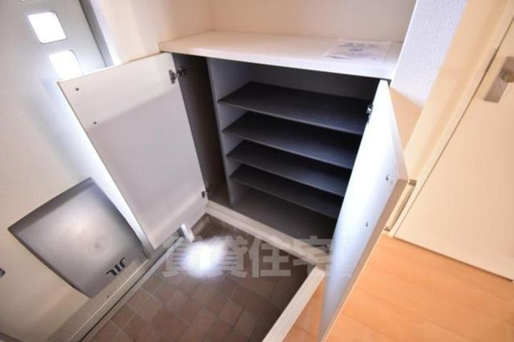 大阪府茨木市南春日丘7丁目の賃貸アパートの内装