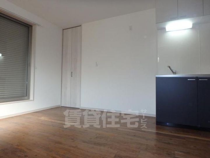 コンフォール姫島の居間