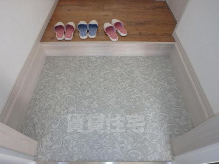 コンフォール姫島の玄関