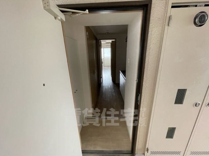 大阪府大阪市都島区内代町2丁目の賃貸マンションの玄関