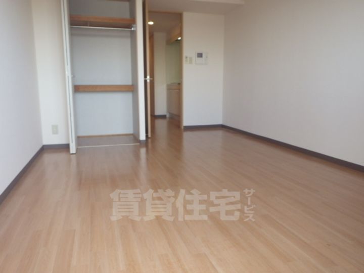 プラン・ソレイユの居間