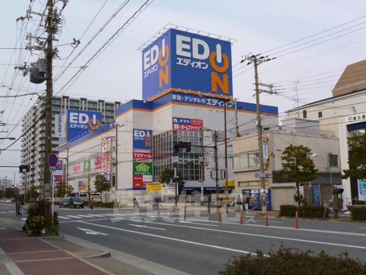 シャンテの周辺