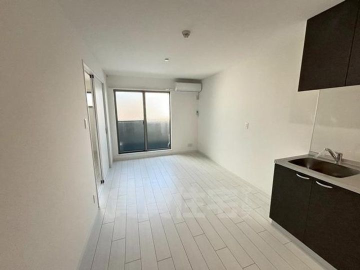 クレセル利倉東2の居間