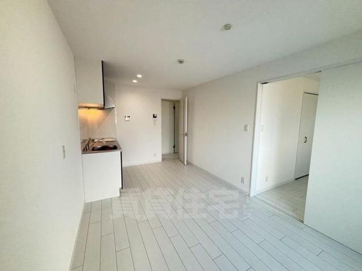 クレセル利倉東2の居間