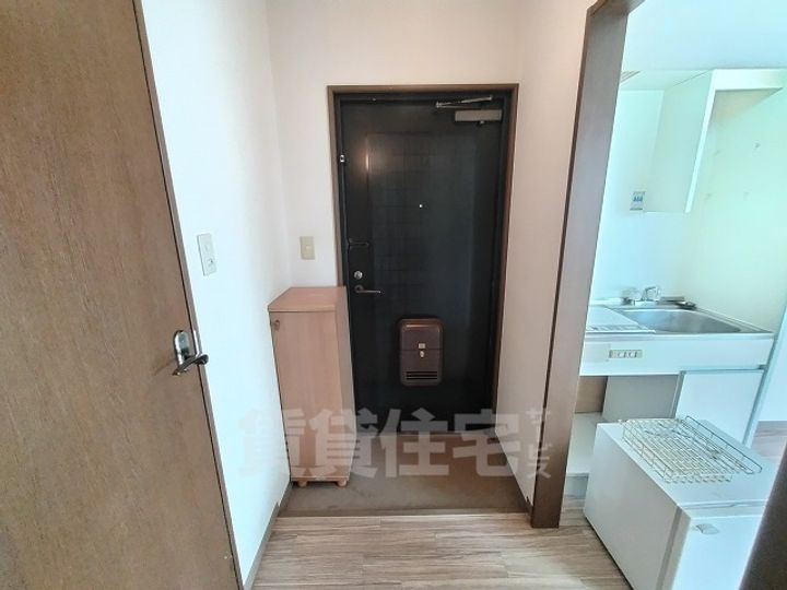 双葉ハイツの玄関