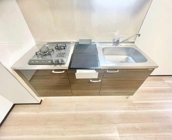 大阪府茨木市春日1丁目の賃貸アパートのキッチン