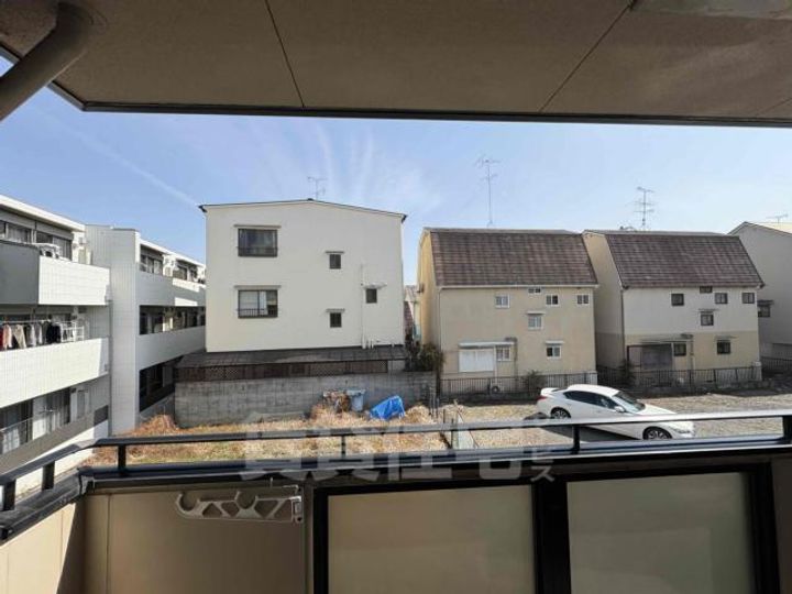 LA・FENICEの周辺