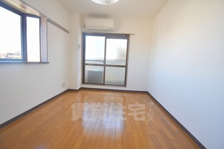 メゾン・エトワール101の居間