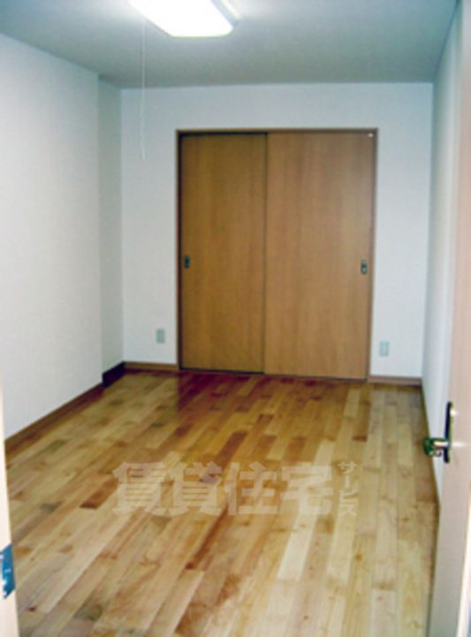 アルカス今出川の居間