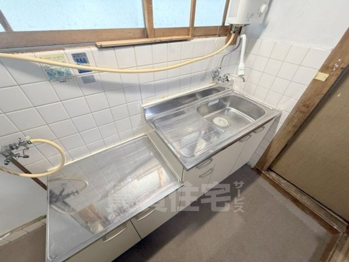 清和荘のキッチン