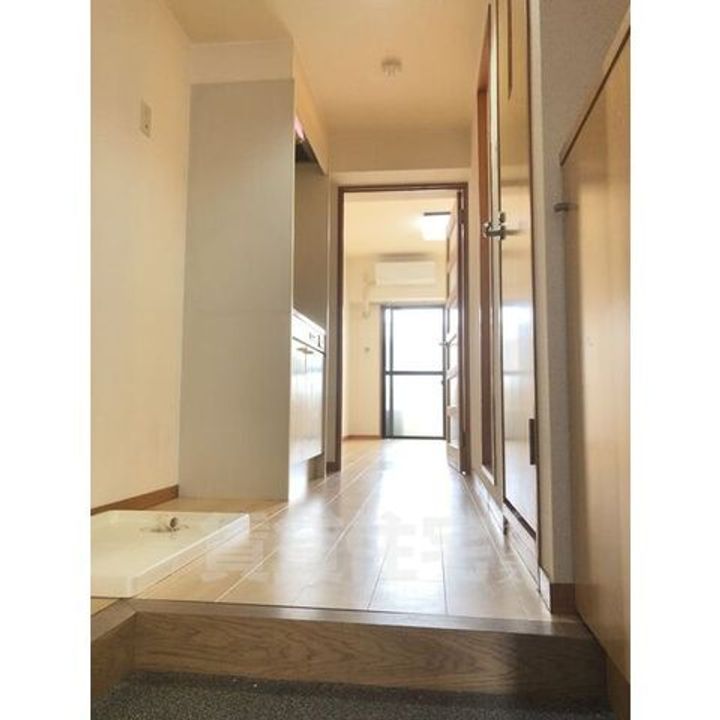 愛知県名古屋市千種区朝岡町2丁目の賃貸マンションの内装