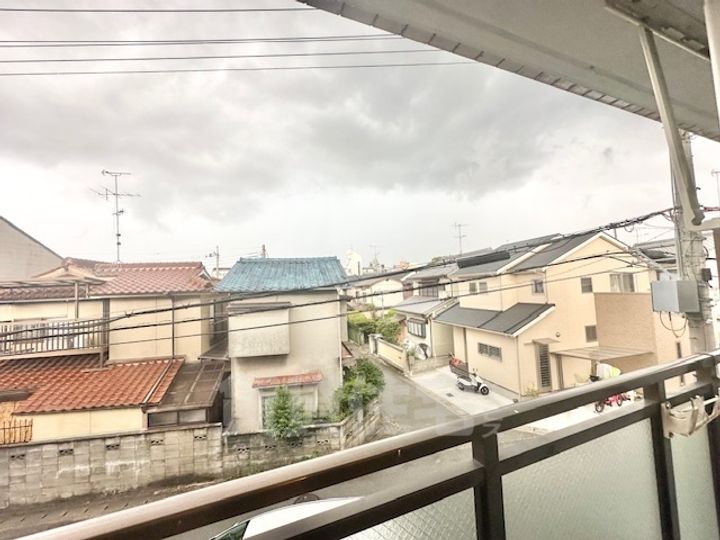 ドミトリーインテリジェンスの周辺