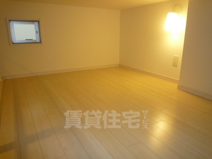 リバーパーク百年橋の居間