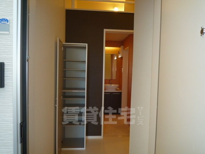 リバーパーク百年橋の玄関