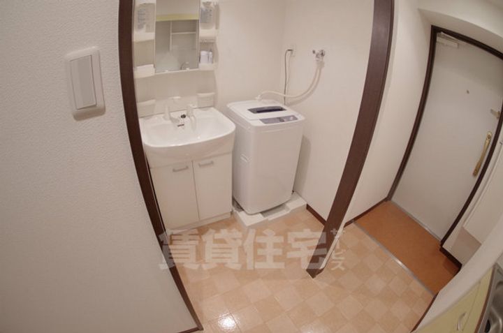 奈良県奈良市大宮町6丁目の賃貸マンションの内装